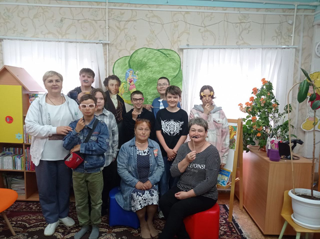 Продолжают отдыхать.